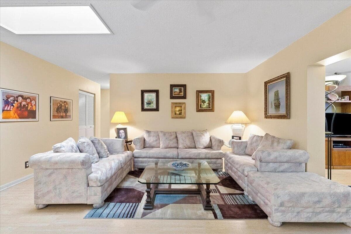9843 NW 75TH Court NW, Tamarac, FL 33321 photo 4