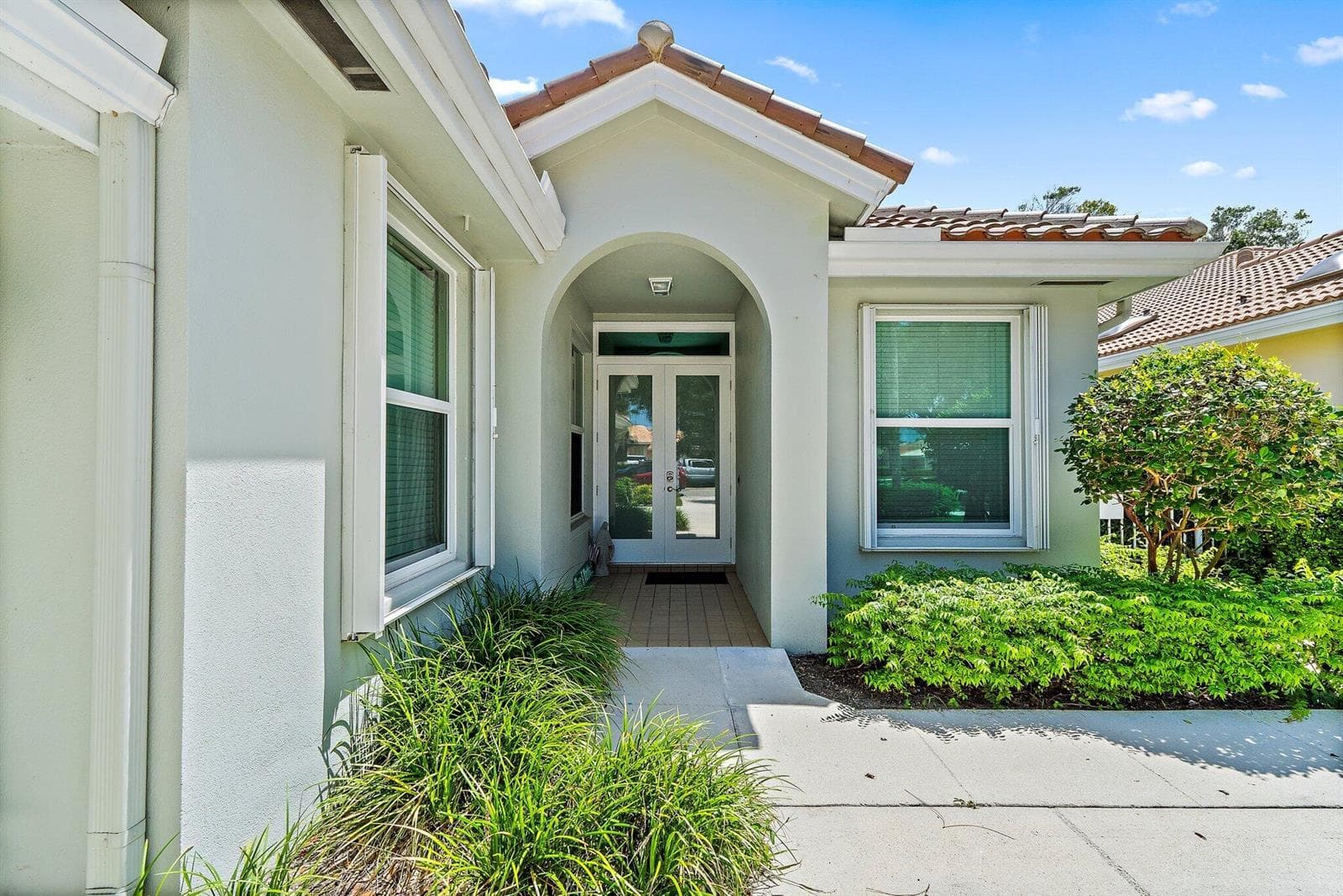 188 S HAMPTON Drive, Jupiter, FL 33458 photo 2