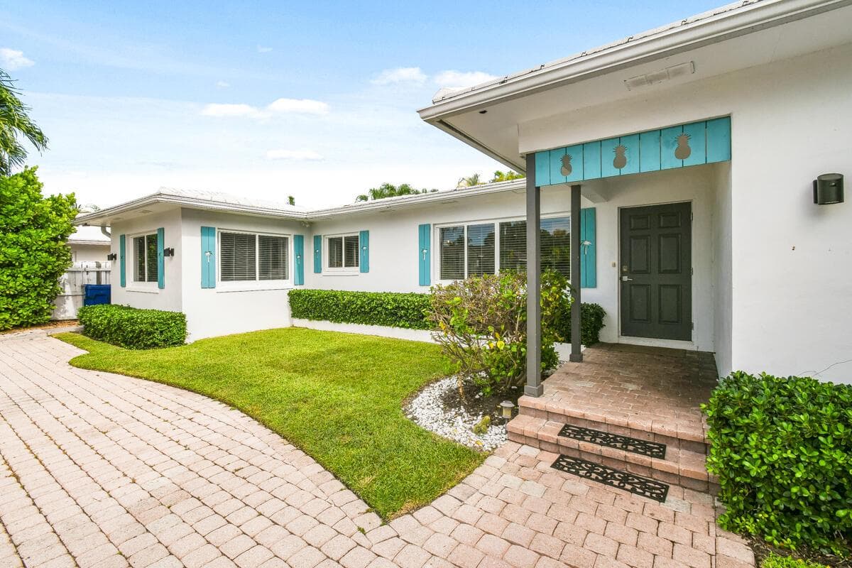 1182 Beach Road, Singer Island, FL 33404 photo 2