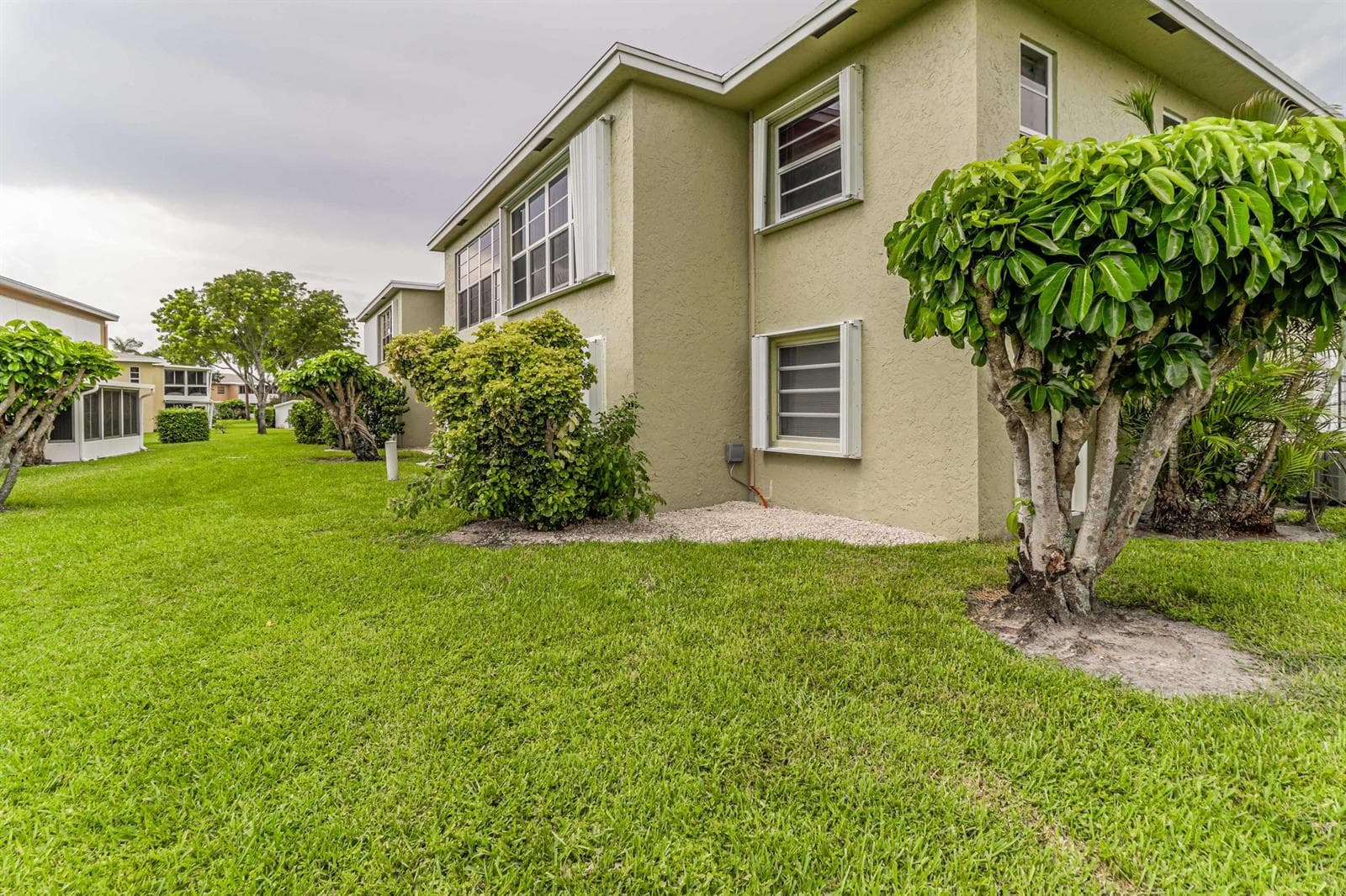 2460 Juniper Drive # 201, Delray Beach, FL 33445