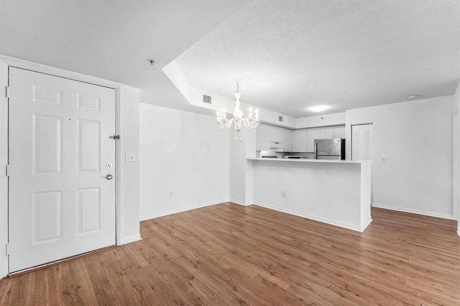 167 Yacht Club Way # 205, Hypoluxo, FL 33462 photo 2