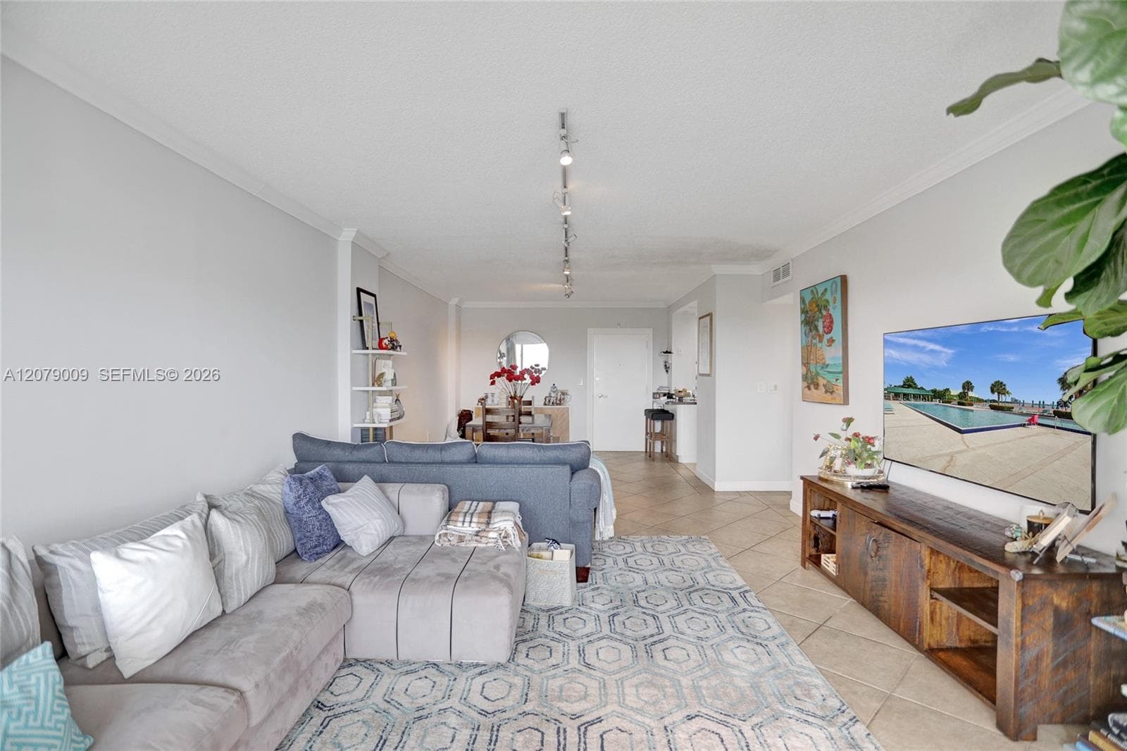300 Bayview Dr # PH10, Sunny Isles Beach, FL 33160 photo 5