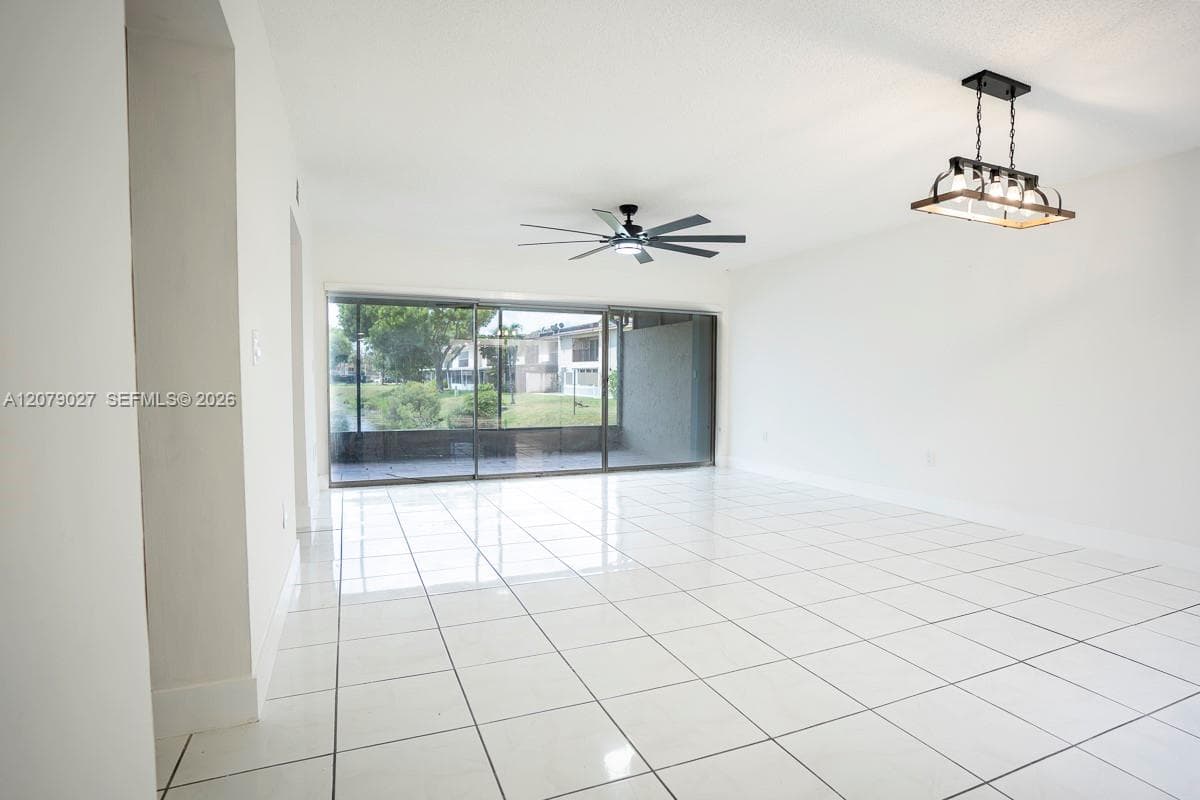 14295 Kendale Lakes Cir, Miami, FL 33183 photo 5