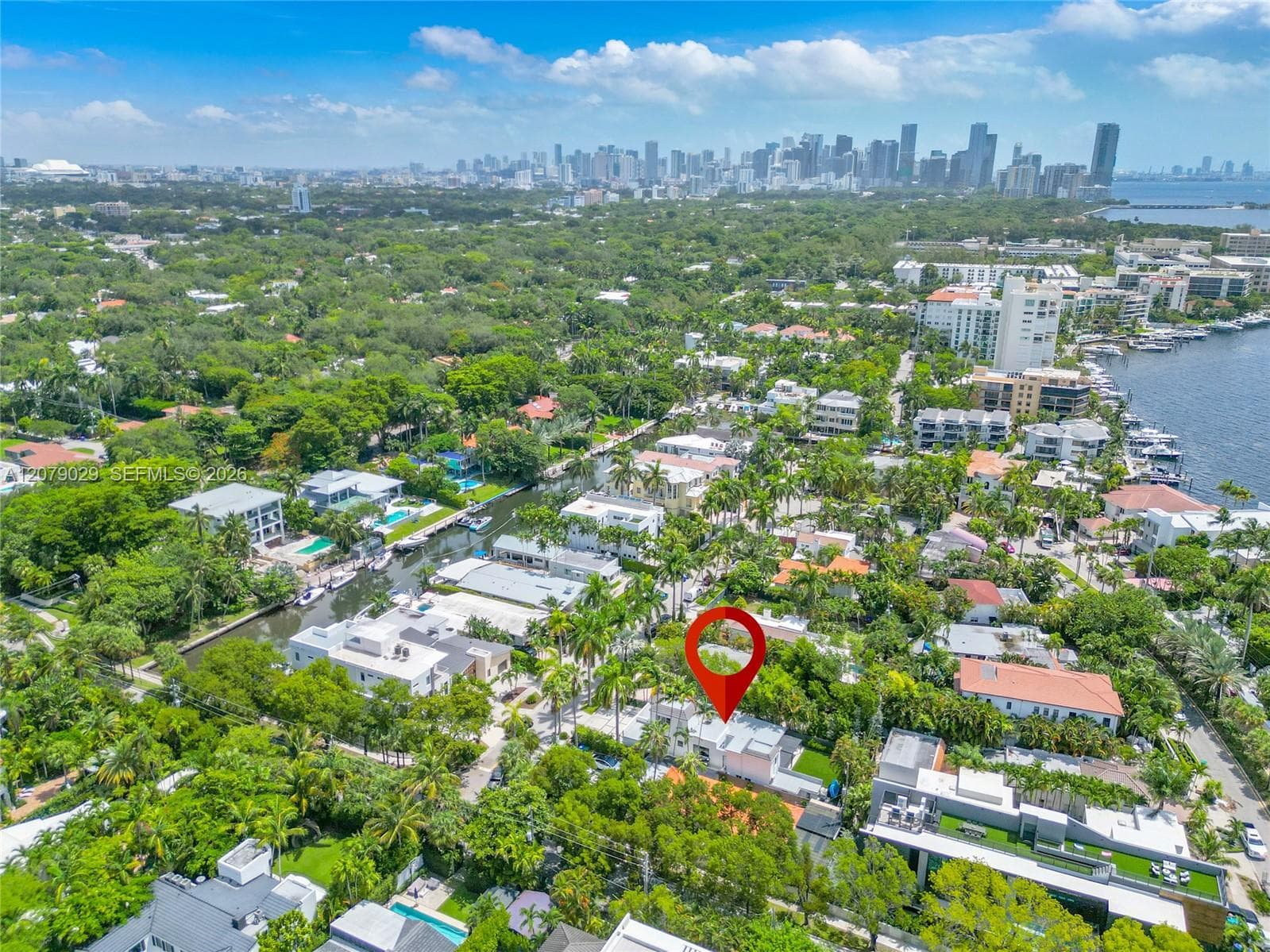 1826 Fairhaven Pl, Miami, FL 33133 photo 3