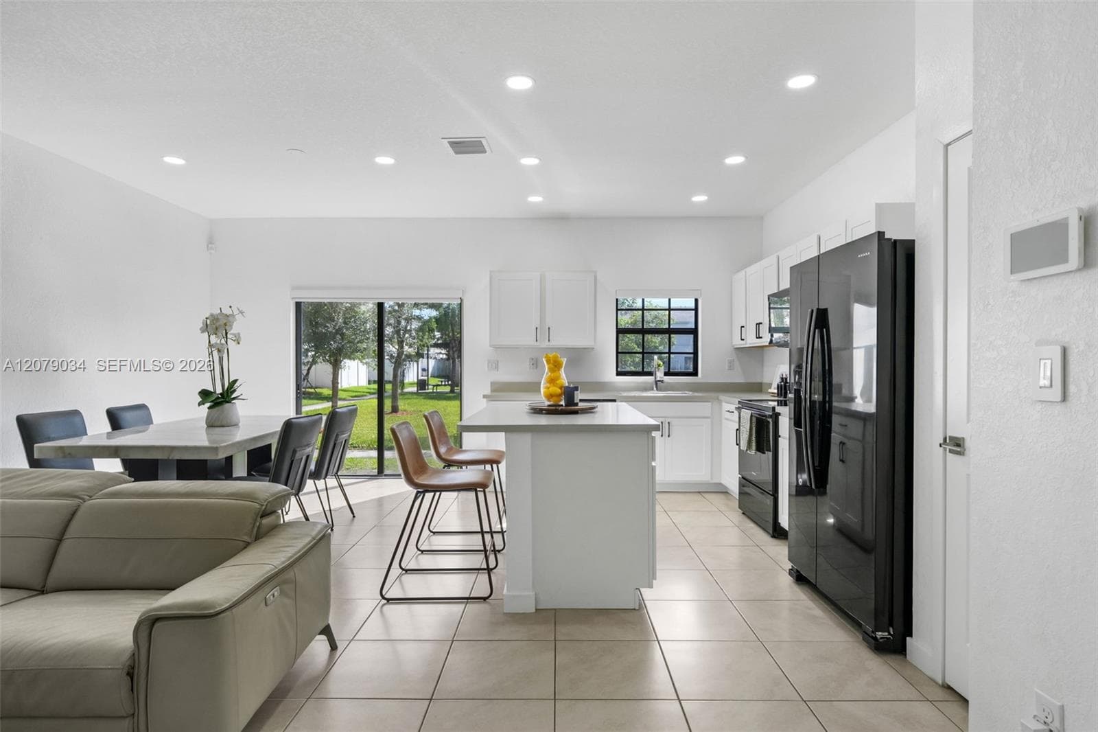 757 SW 11th St, Florida City, FL 33034 photo 4