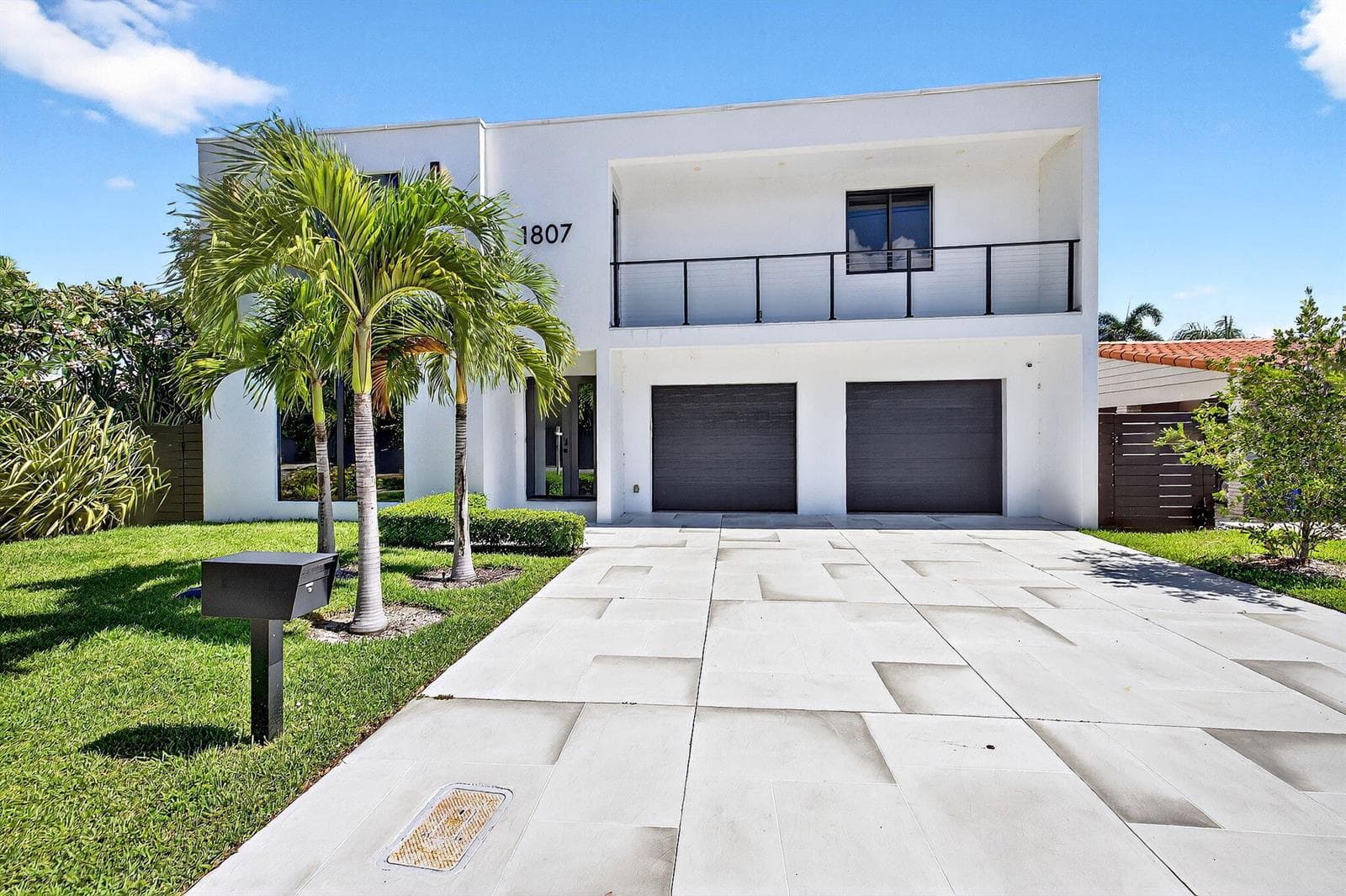 1807 NE 18TH Street, Fort Lauderdale, FL 33305 photo 2