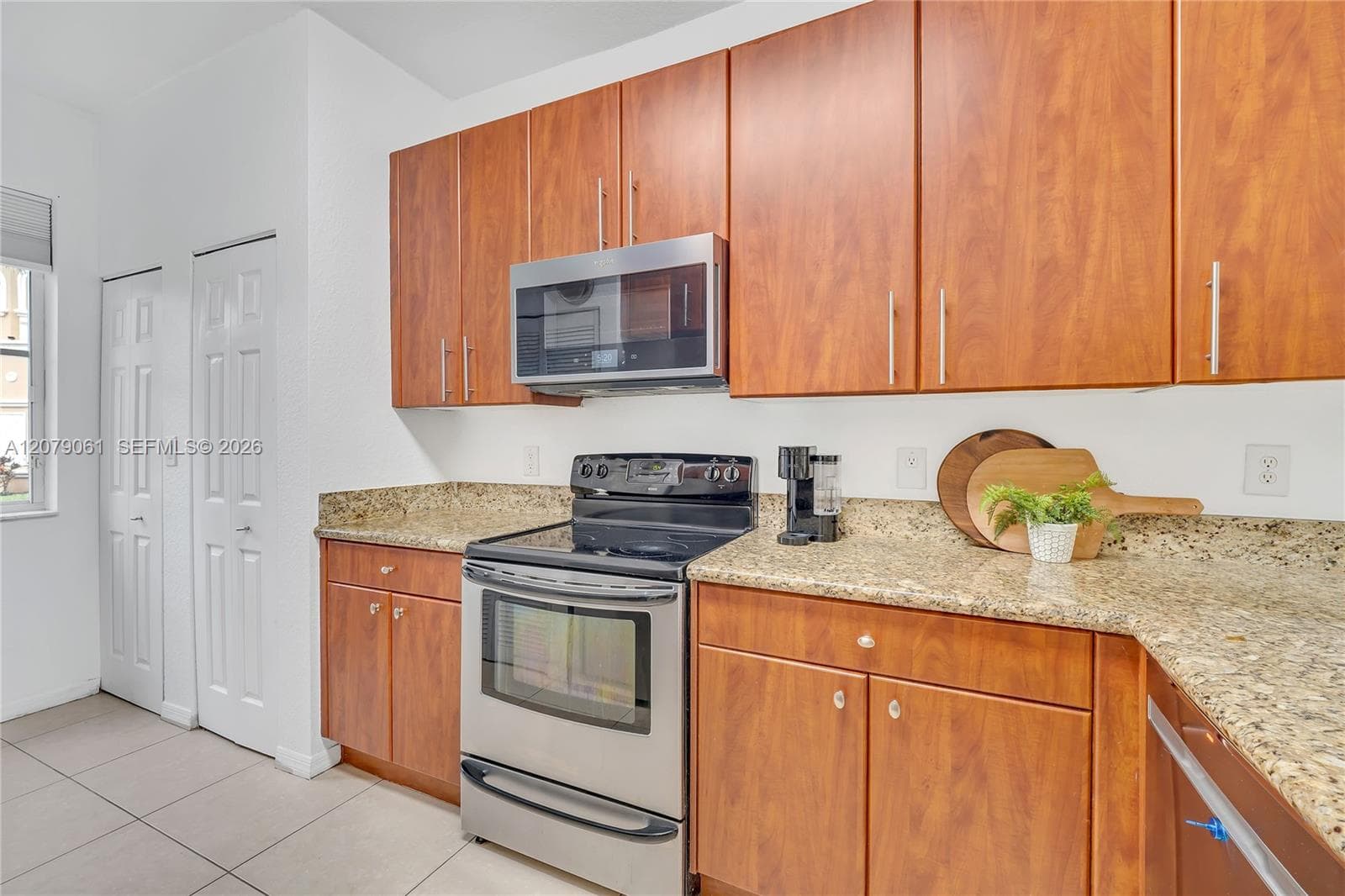 8999 SW 18th St # 1401, Miramar, FL 33025 photo 4