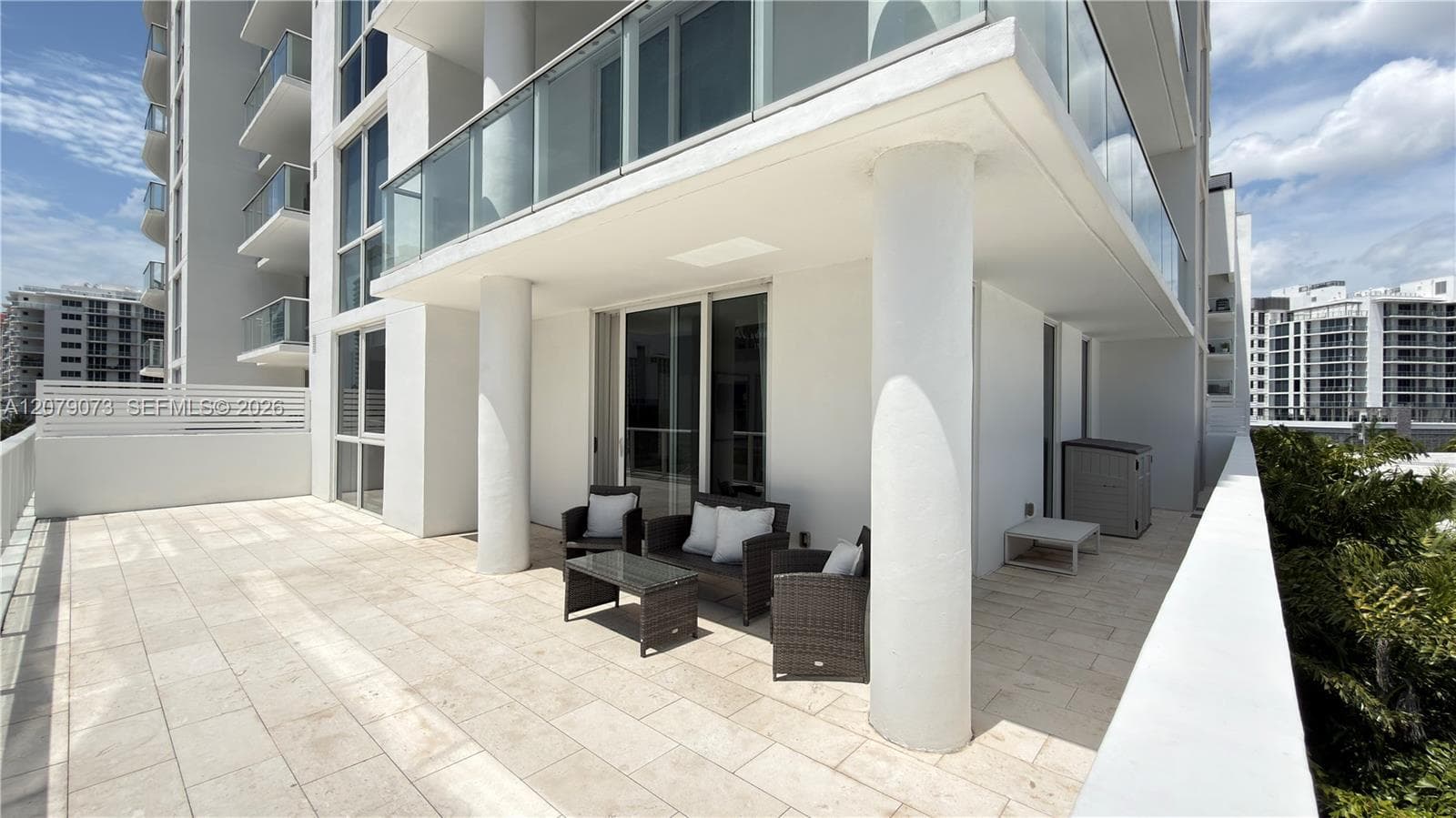 401 N Birch Rd # 415, Fort Lauderdale, FL 33304 photo 2