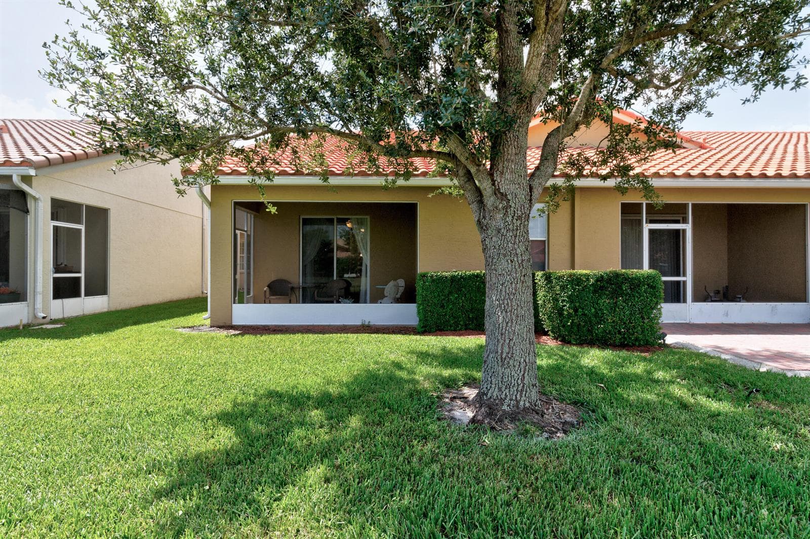 6380 OXFORD Circle # 104D, Vero Beach, FL 32966 photo 4