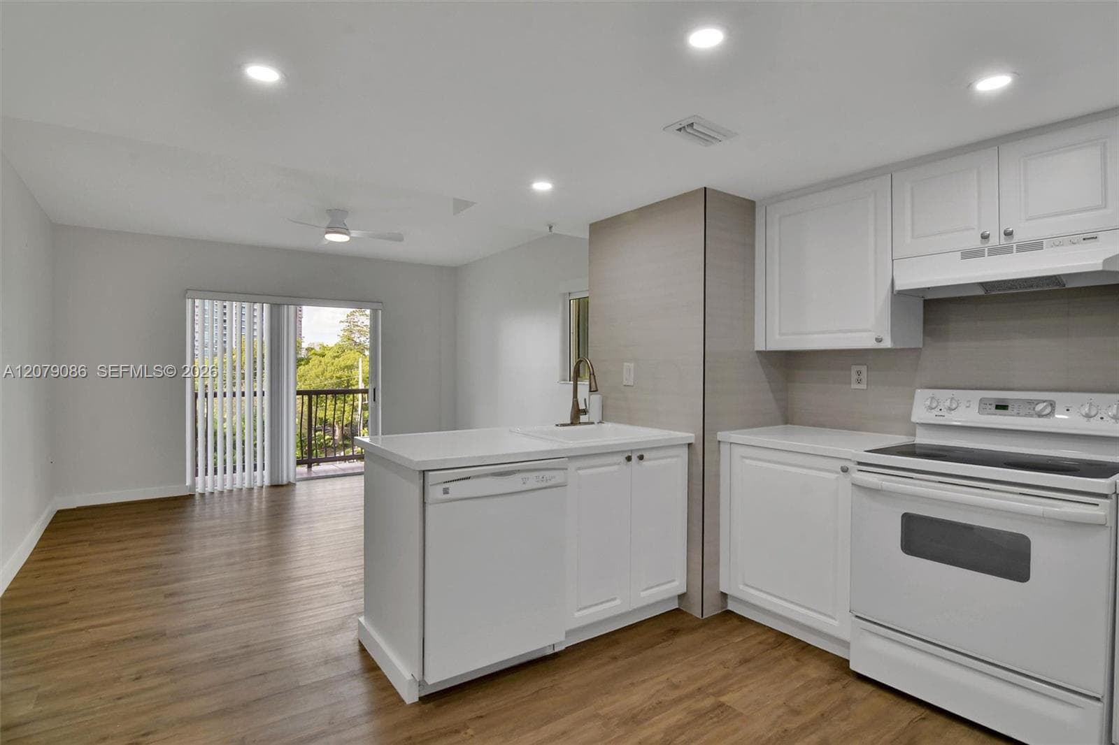1918 Brickell Ave # 505, Miami, FL 33129 photo 3