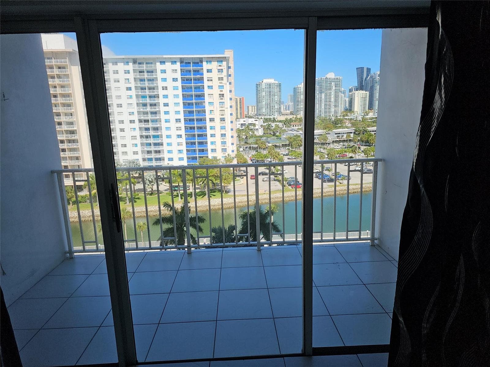500 BAYVIEW Drive # 817, Sunny Isles Beach, FL 33160 photo 4