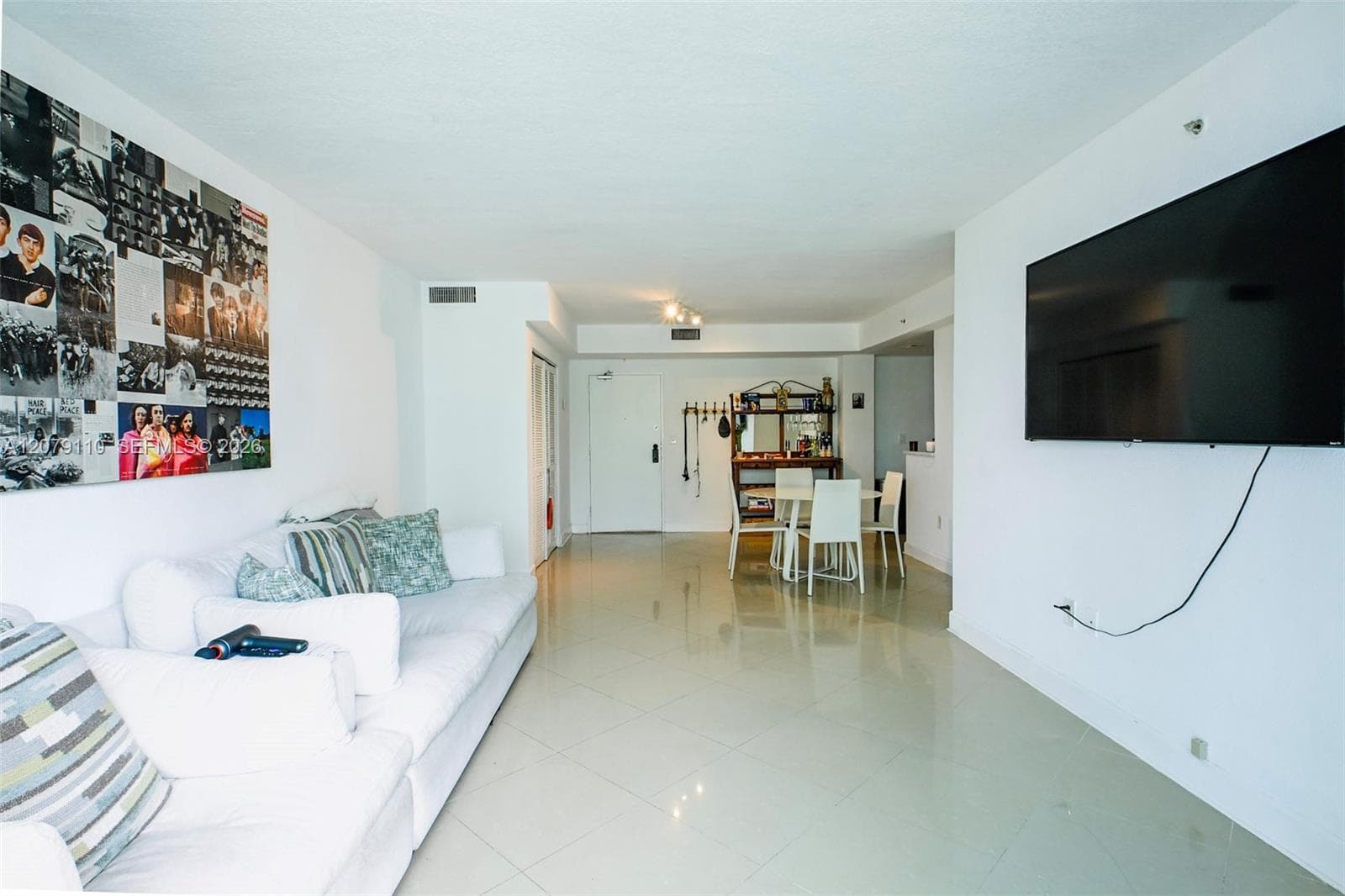 7501 E Treasure Dr # 1H, North Bay Village, FL 33141 photo 5