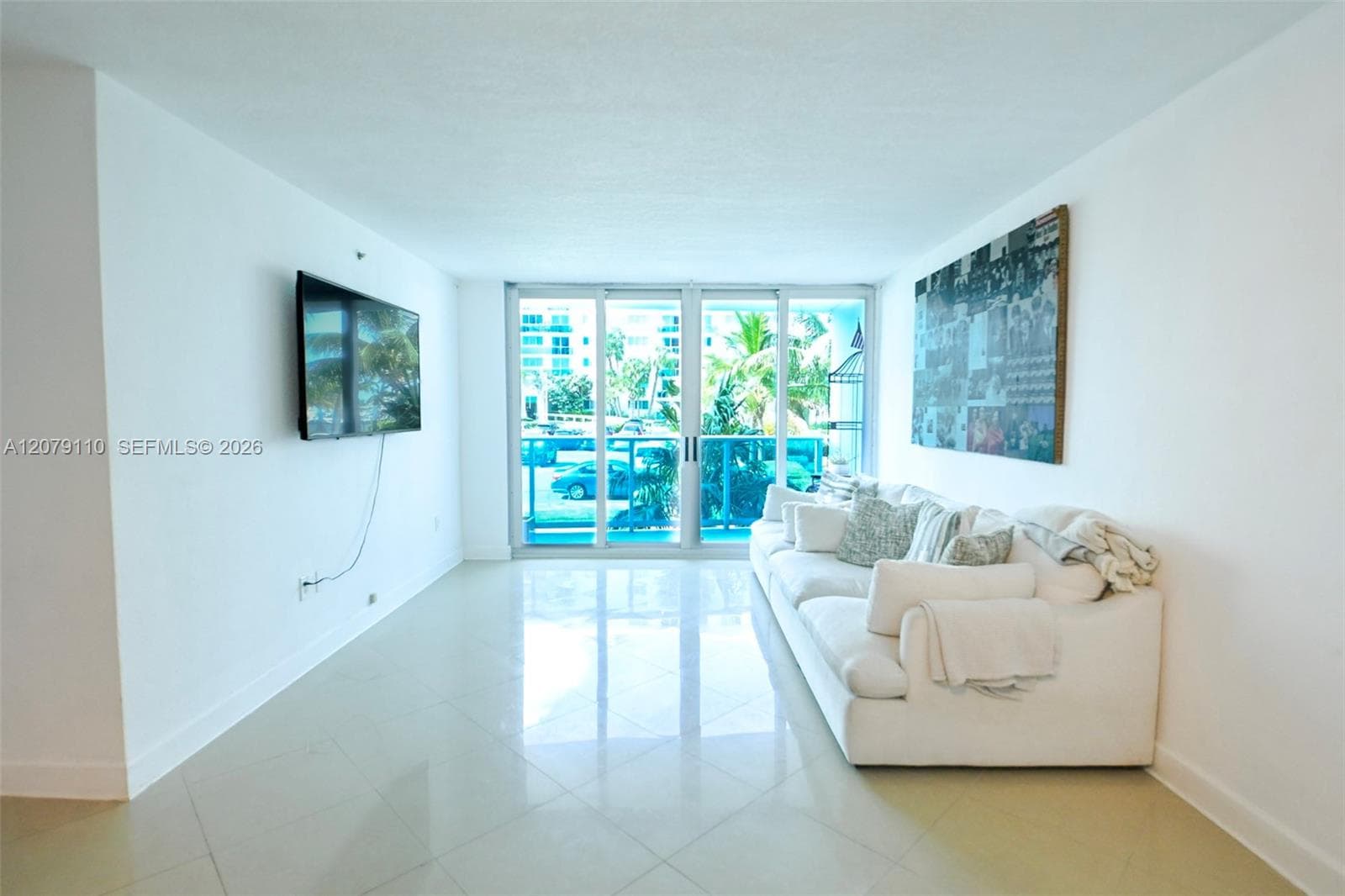 7501 E Treasure Dr # 1H, North Bay Village, FL 33141 photo 4