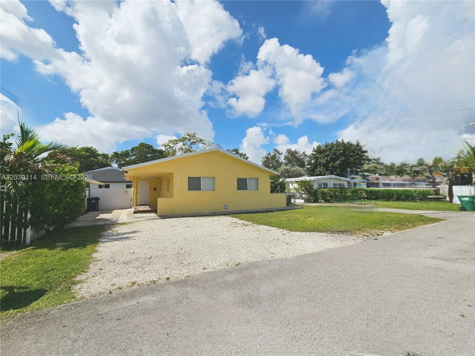 2010 NW 70th St, Miami, FL 33147 photo 2