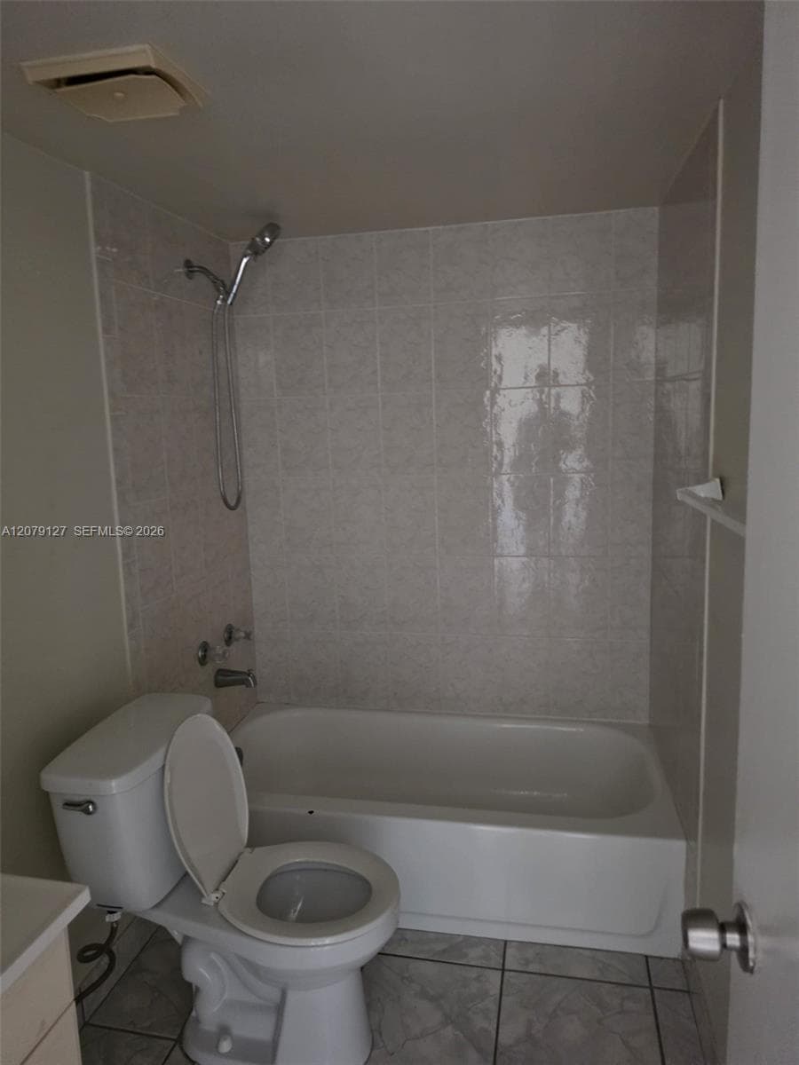 19715 SW 114th Ave # 356-12, Miami, FL 33157 photo 3