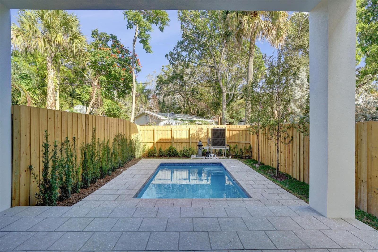606 SW 7TH Avenue, Fort Lauderdale, FL 33315 photo 3