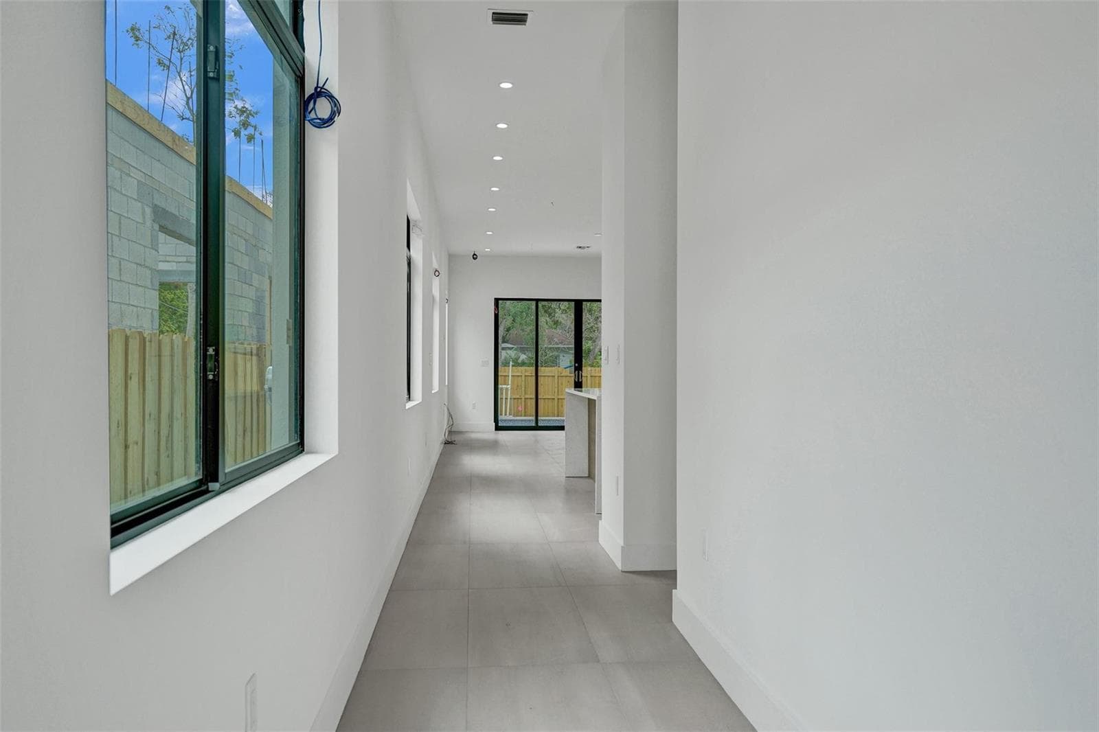 606 SW 7TH Avenue, Fort Lauderdale, FL 33315 photo 4