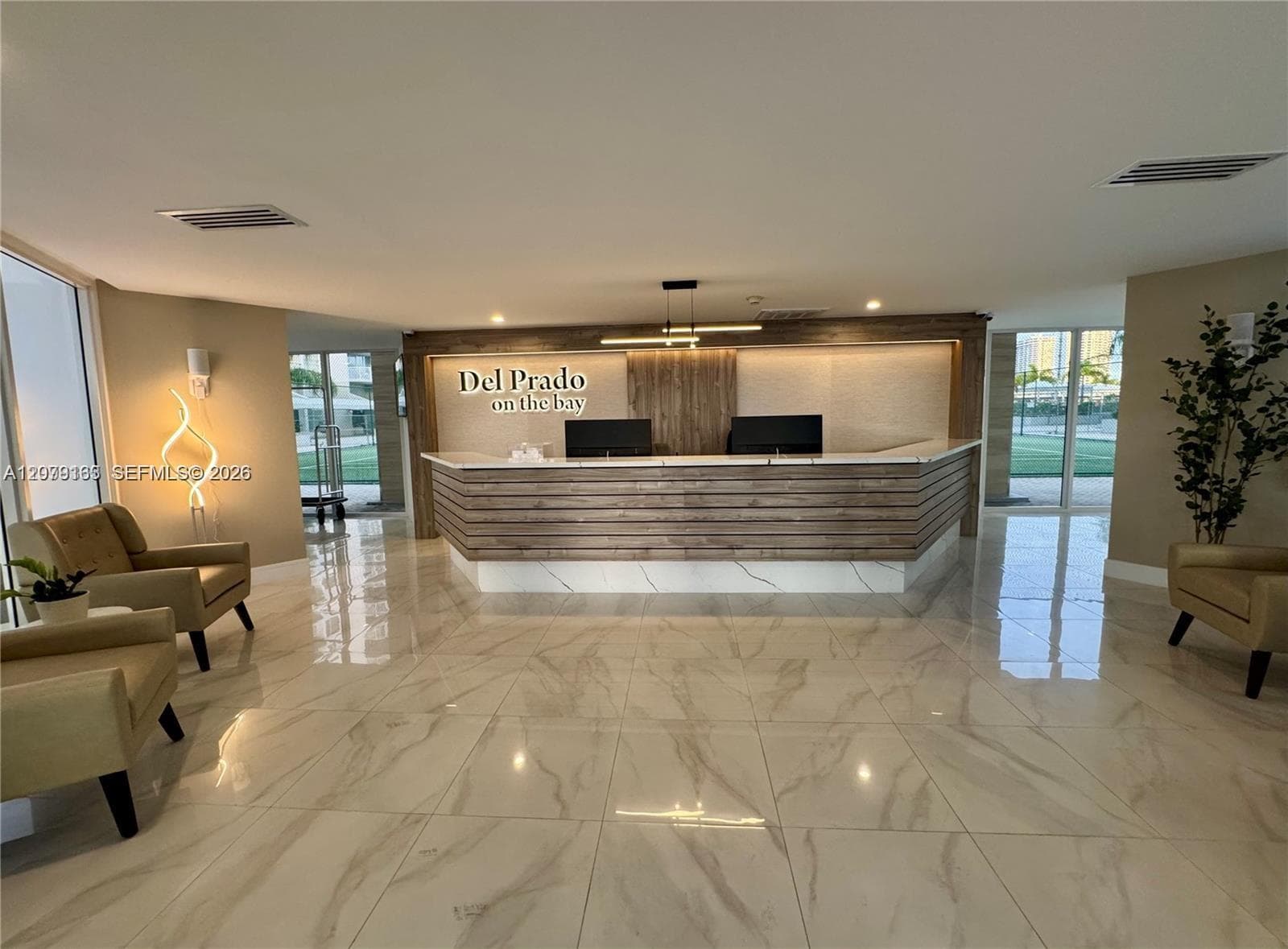 18011 Biscayne Blvd # 1703, Aventura, FL 33160