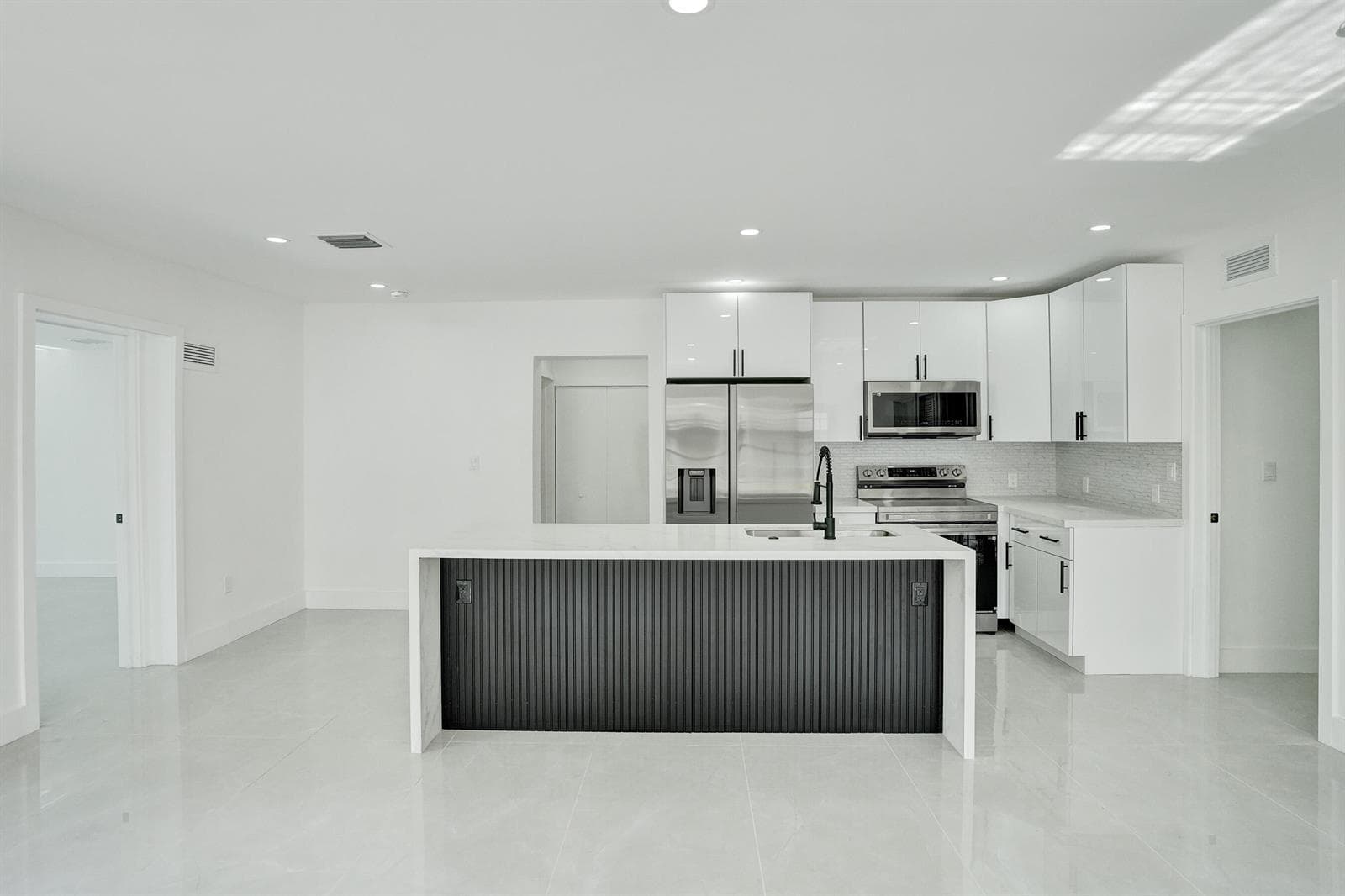 3234 TAFT Street, Hollywood, FL 33021 photo 4