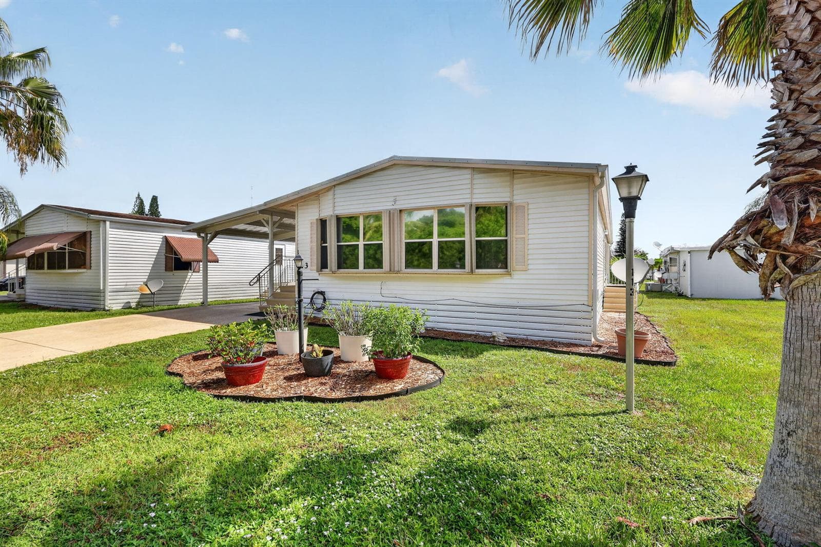 23 Mediterranean Boulevard W, Port St. Lucie, FL 34952 photo 3