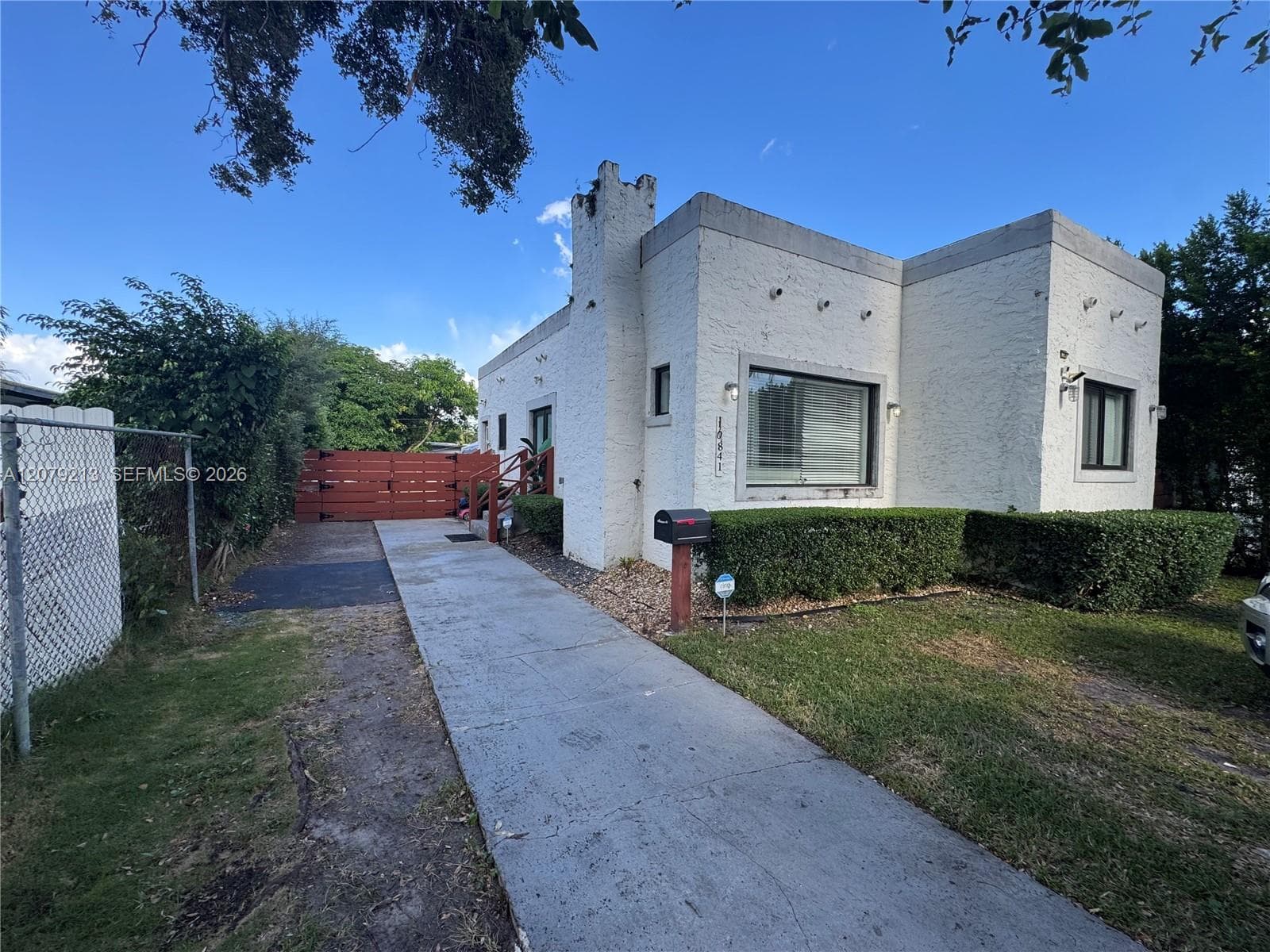 10841 NE 2nd Pl, Miami, FL 33161