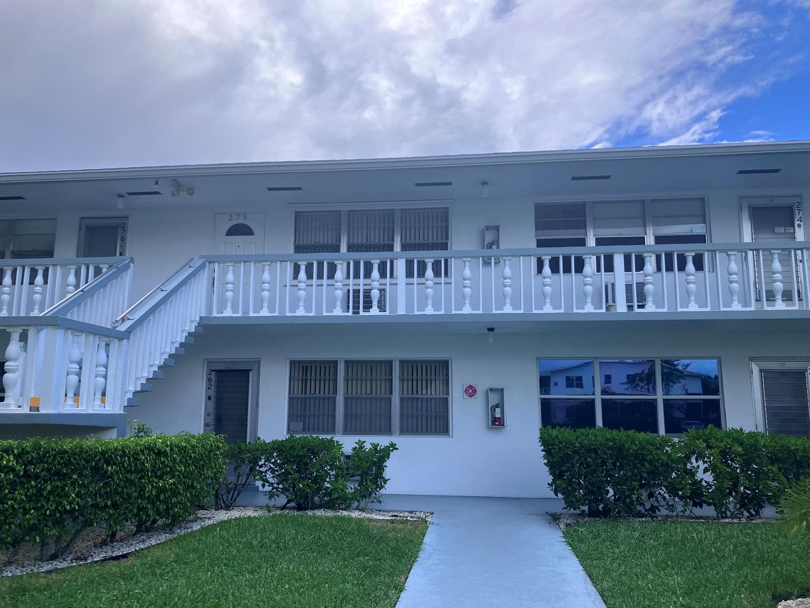 275 Windsor L, West Palm Beach, FL 33417