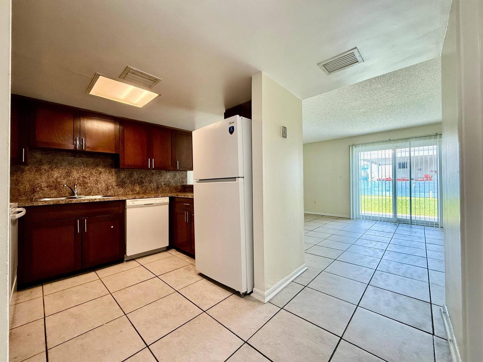 343 Gulfstream Road, Dania Beach, FL 33004 photo 2