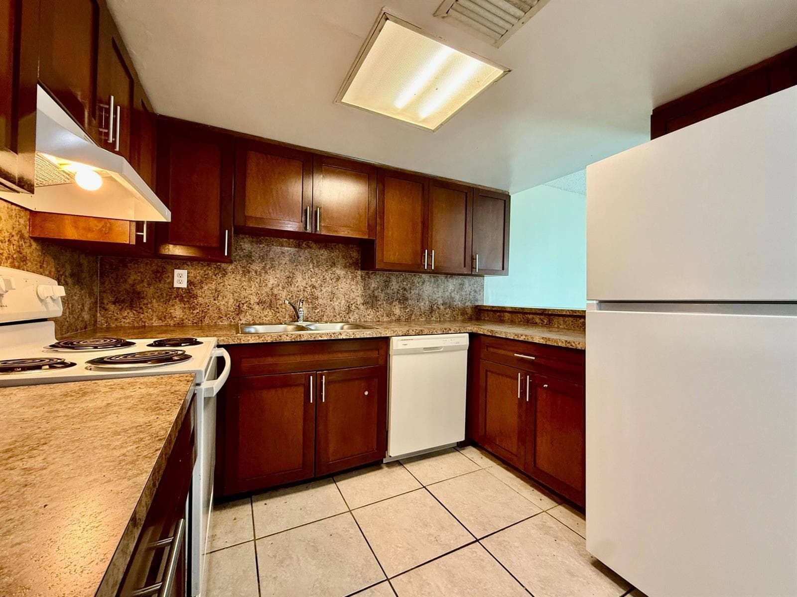343 Gulfstream Road, Dania Beach, FL 33004 photo 3