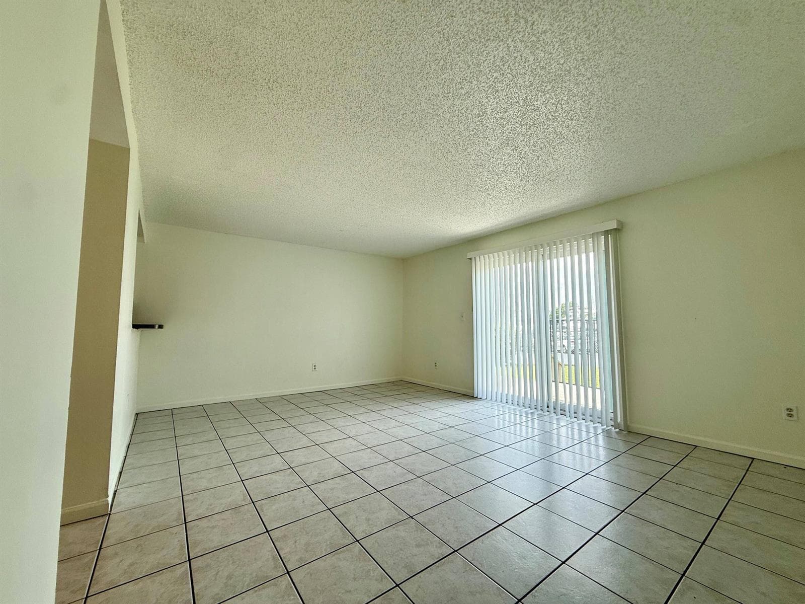 337 Gulfstream Road, Dania Beach, FL 33004 photo 4
