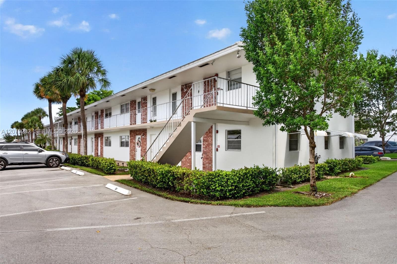 2551 W Golf Blvd # 101, Pompano Beach, FL 33064