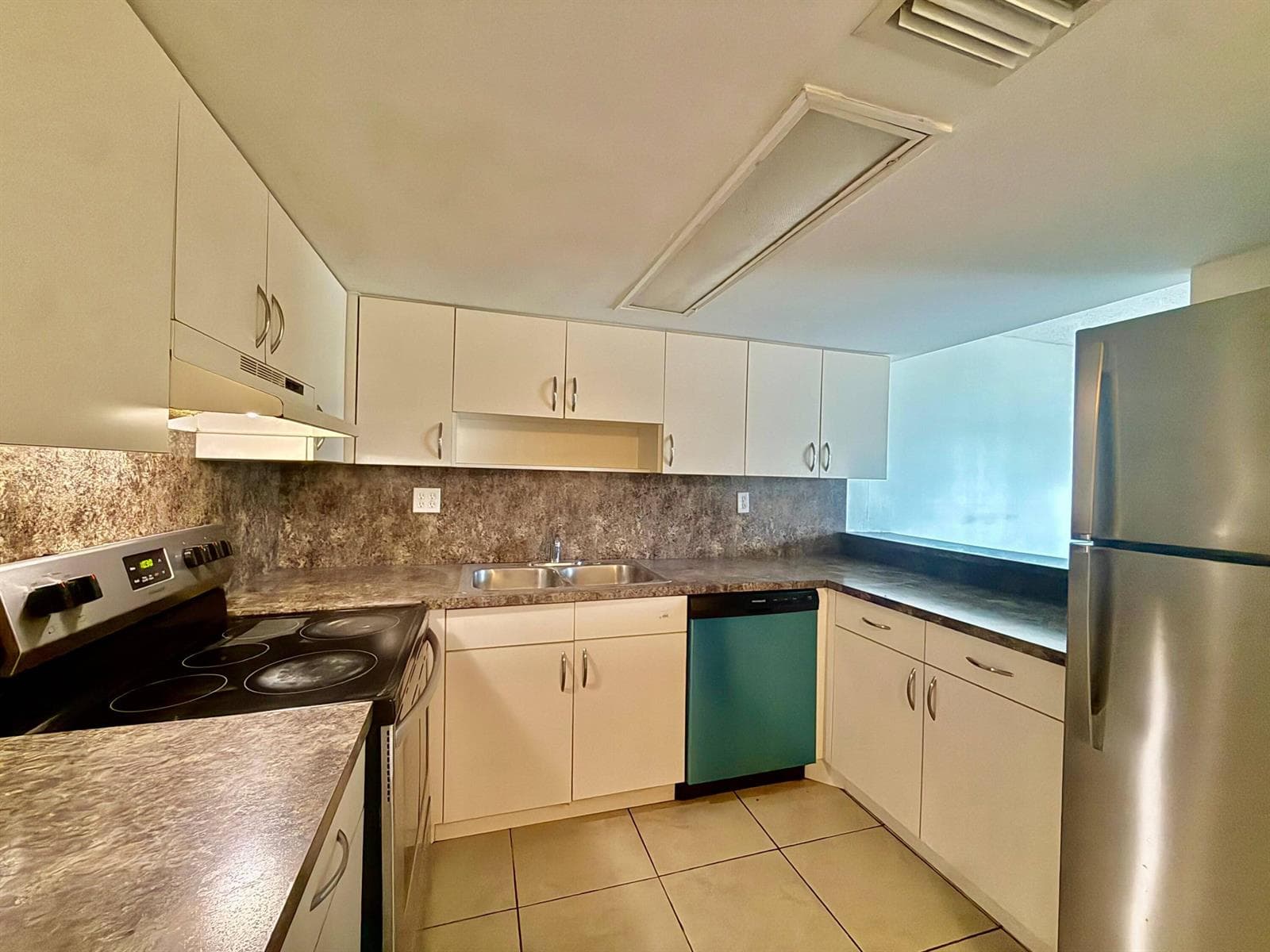 329 Gulfstream Road, Dania Beach, FL 33004 photo 3
