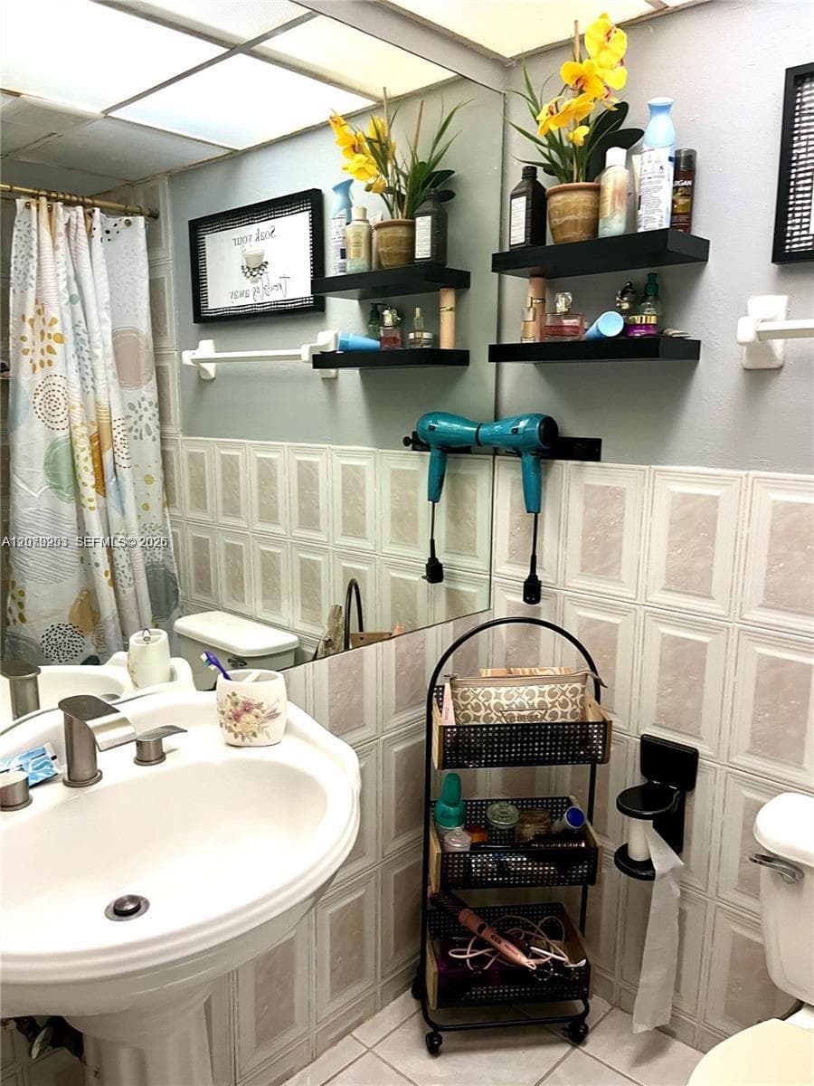 3760 Inverrary Dr # 2R, Lauderhill, FL 33319 photo 3