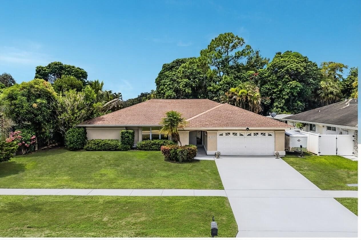 230 Ponce De Leon Street, Royal Palm Beach, FL 33411
