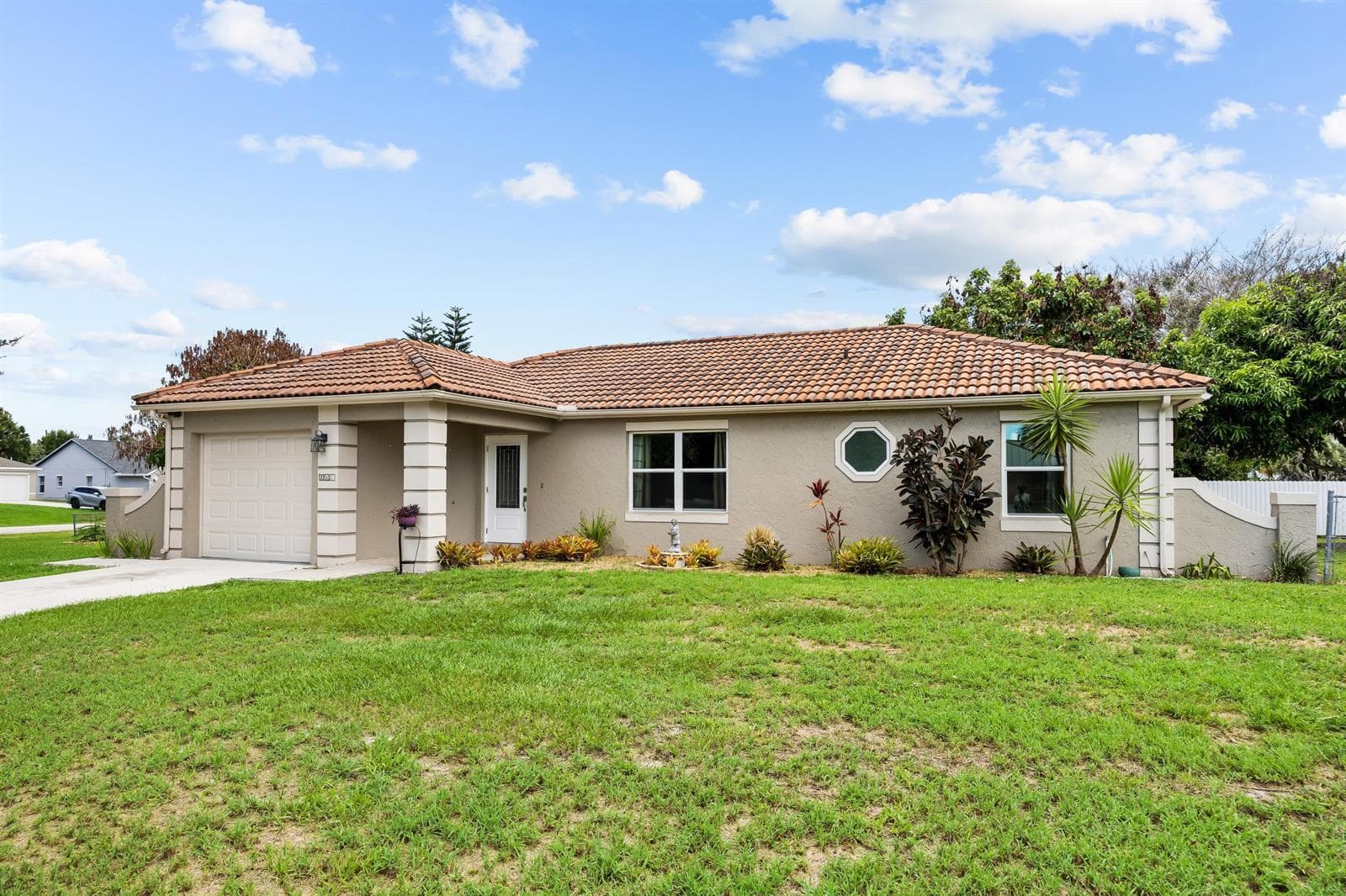 265 SW DALTON Circle, Port St. Lucie, FL 34953 photo 2