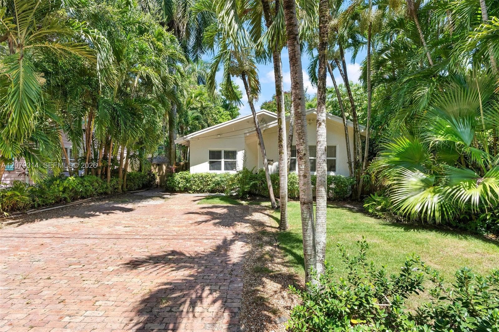 2465 Inagua Ave, Miami, FL 33133 photo 2