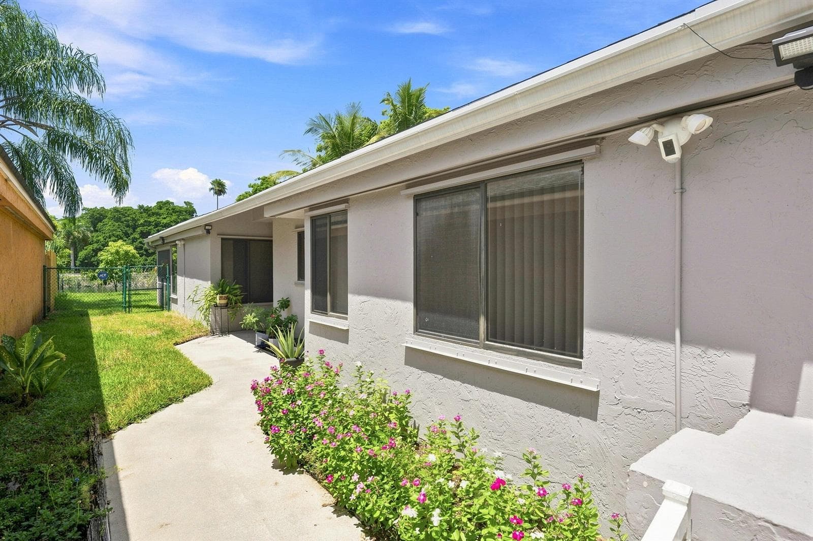2385 NW 34TH Terrace, Coconut Creek, FL 33066 photo 5