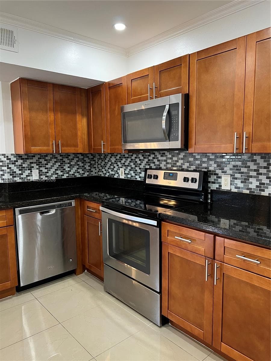 8721 Wiles Rd # 306, Coral Springs, FL 33067 photo 4
