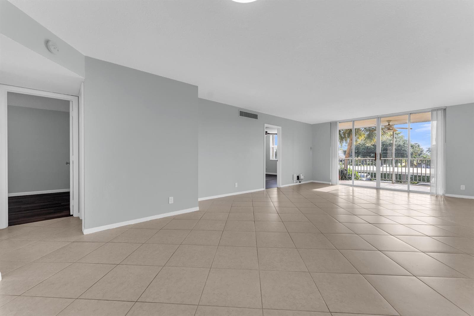 931 Gardenia Drive # 269, Delray Beach, FL 33483 photo 2