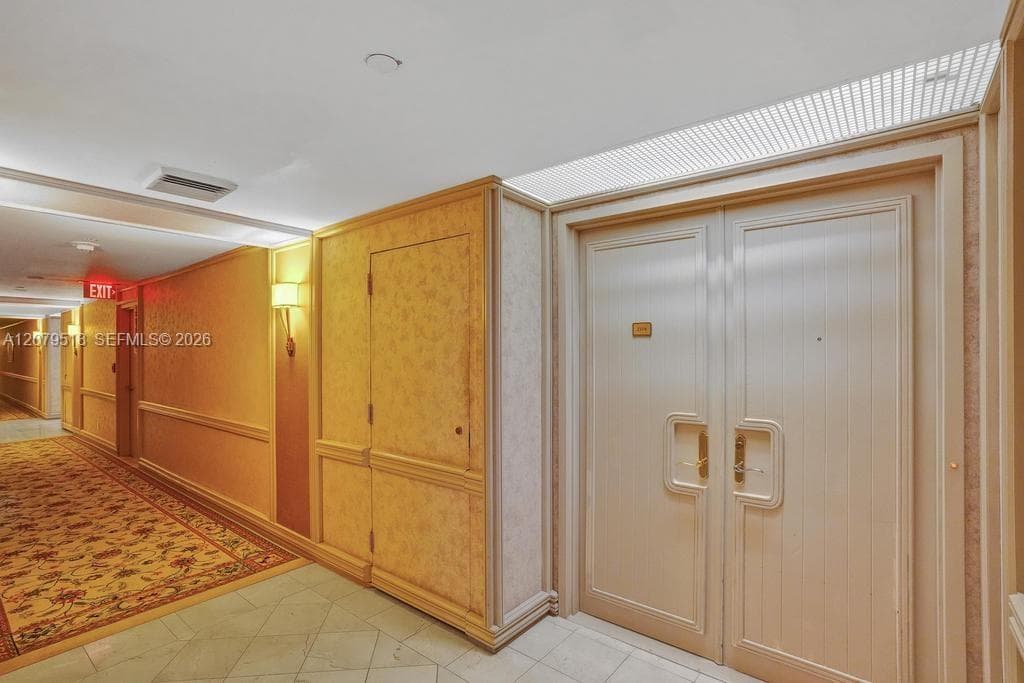 20281 E Country Club Dr # 2314, Aventura, FL 33180 photo 3