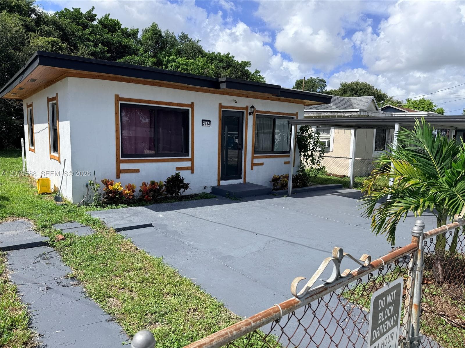 2754 NW 60th St, Miami, FL 33142 photo 4