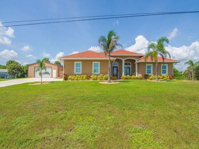 5327 Old Dixie Highway, Fort Pierce, FL 34946