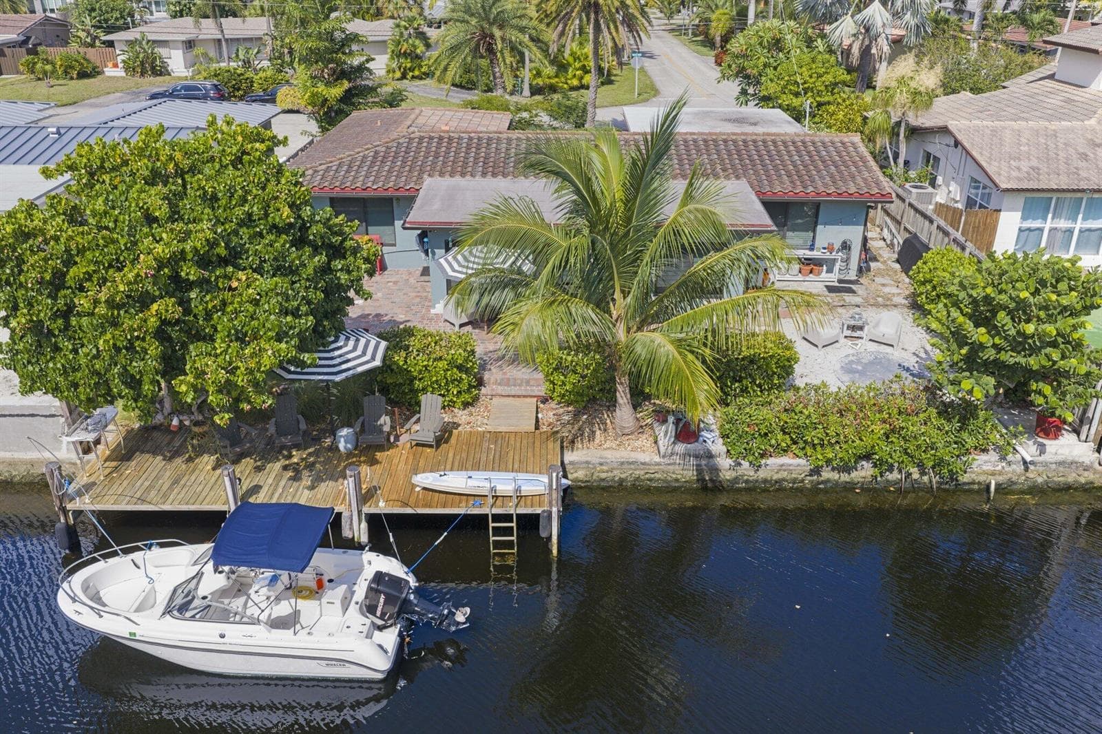 2332 NE 17th Terrace, Wilton Manors, FL 33305 photo 3