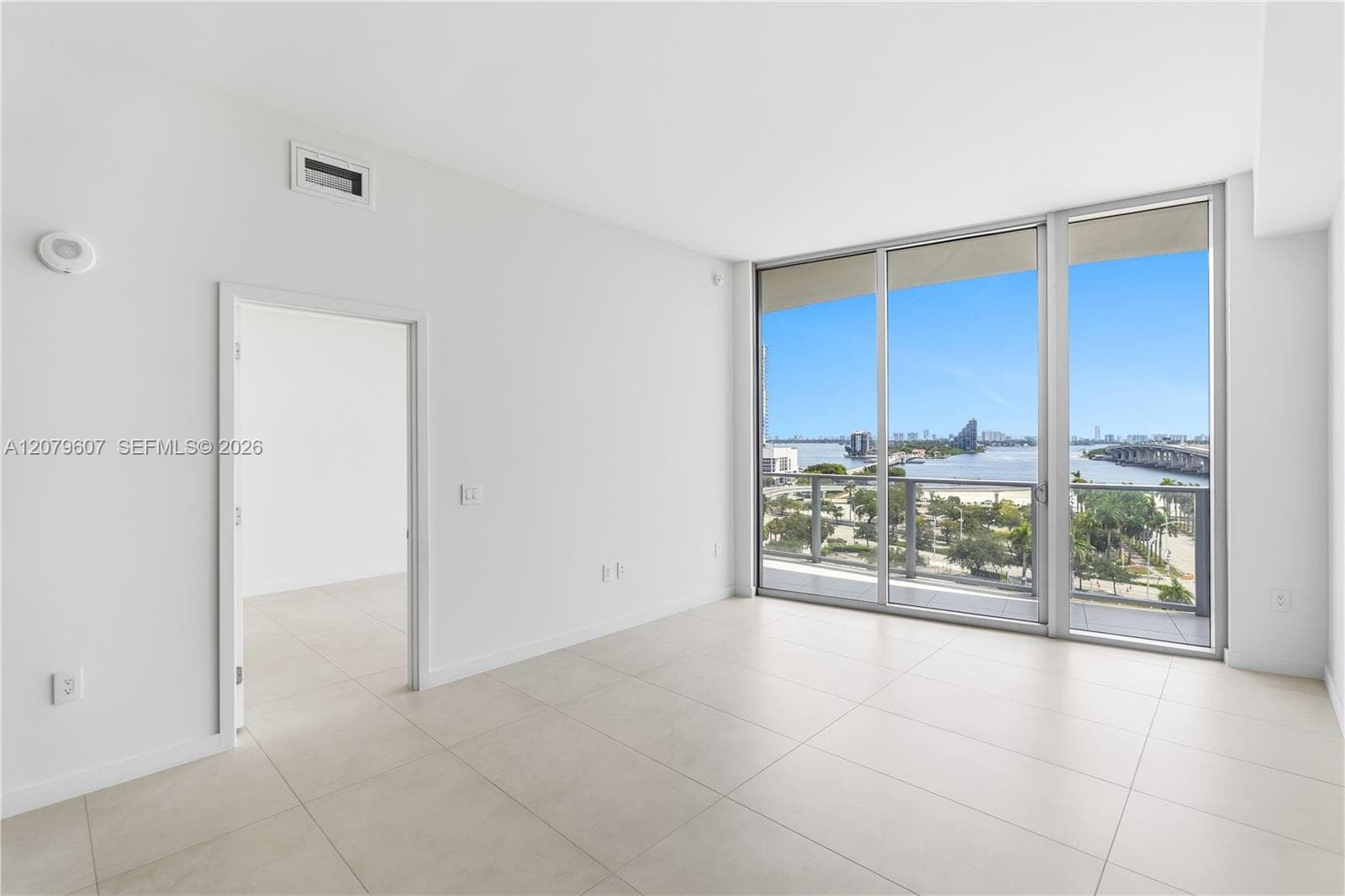 1400 Biscayne Blvd # 804, Miami, FL 33132 photo 4