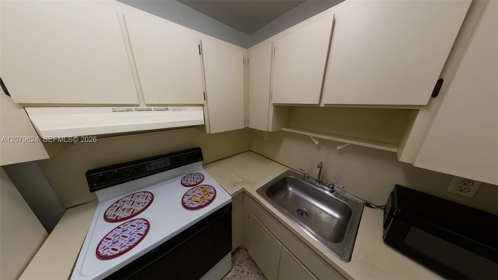 2712 W 10th Ave # 7, Hialeah, FL 33010 photo 4