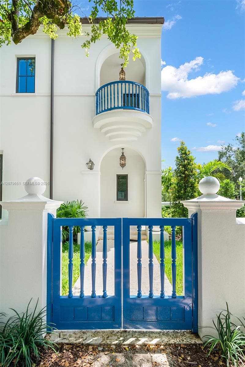 550 Malaga Ave # Villa 1, Coral Gables, FL 33134