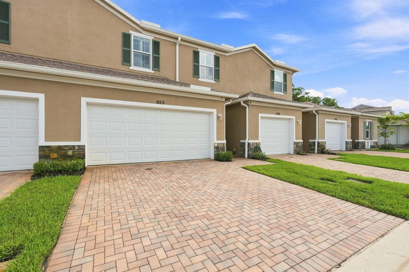 953 NE Trailside Run, Port St. Lucie, FL 34983 photo 2
