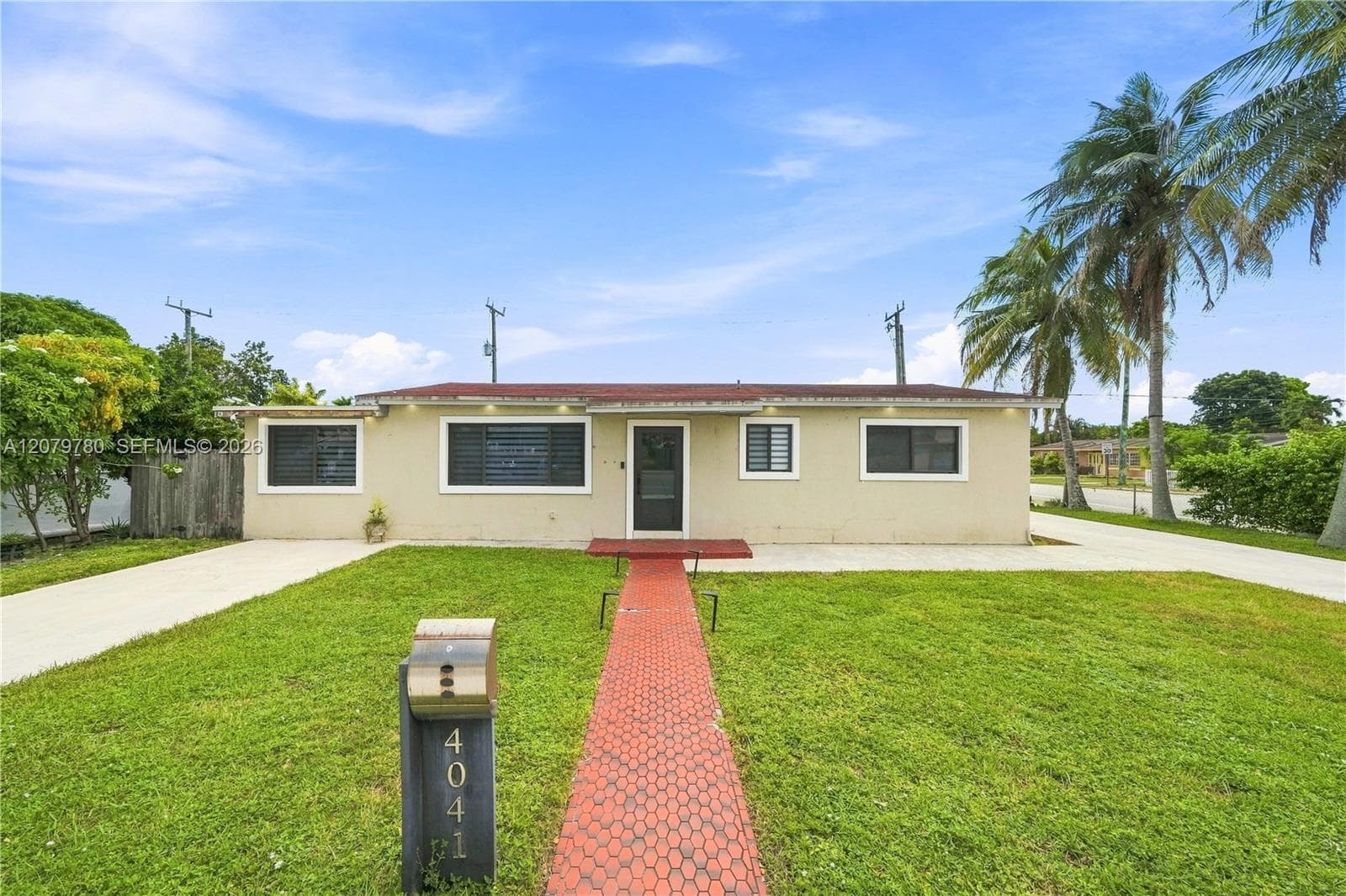4041 W 8th Ave, Hialeah, FL 33012
