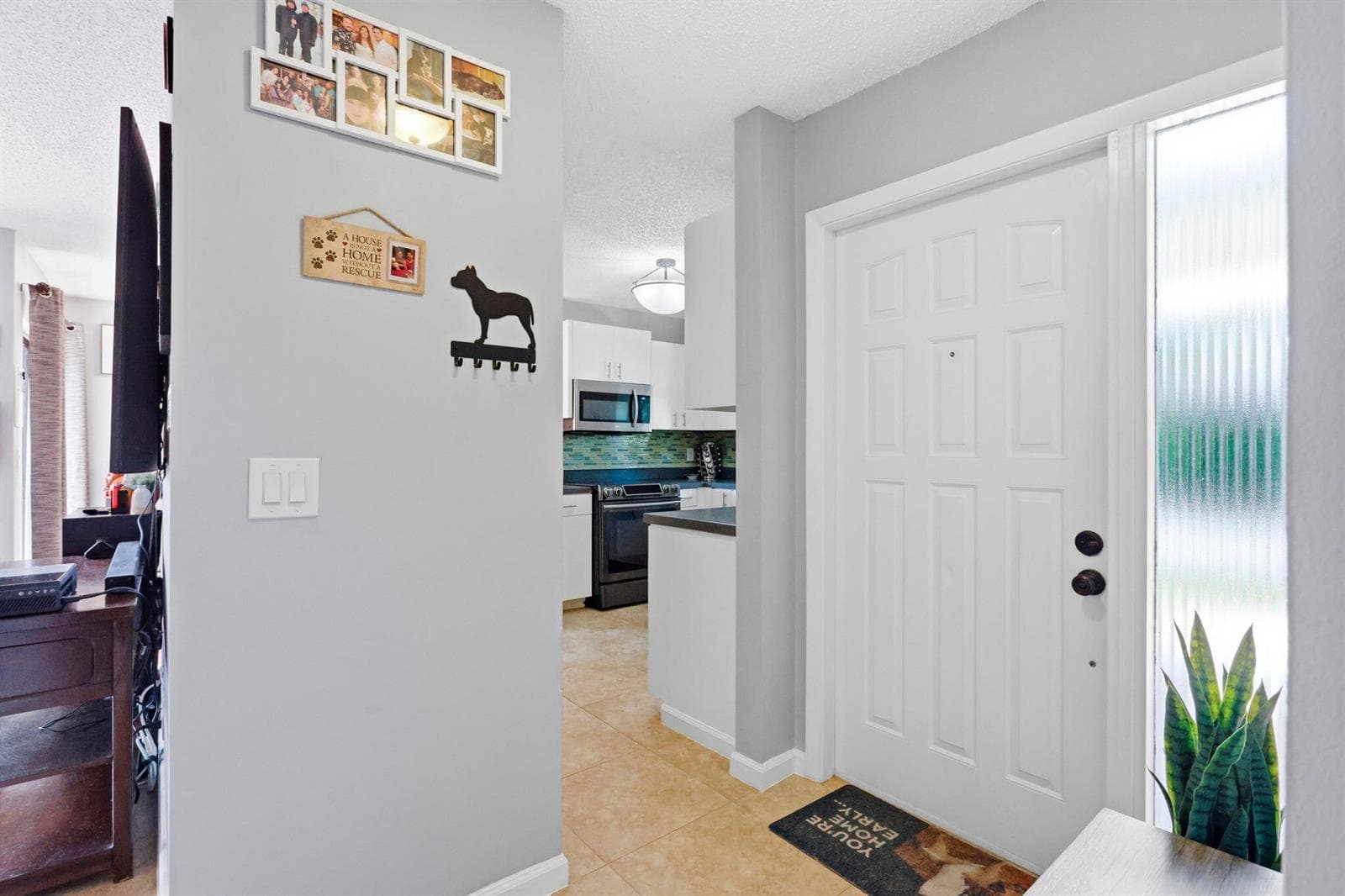 204 Meadows Drive, Boynton Beach, FL 33436 photo 4