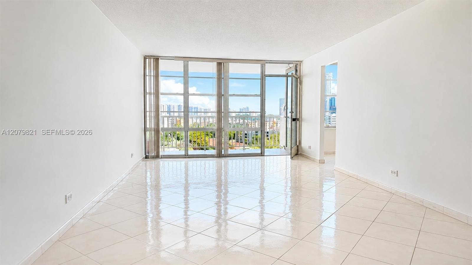 231 174th St # 1215, Sunny Isles Beach, FL 33160