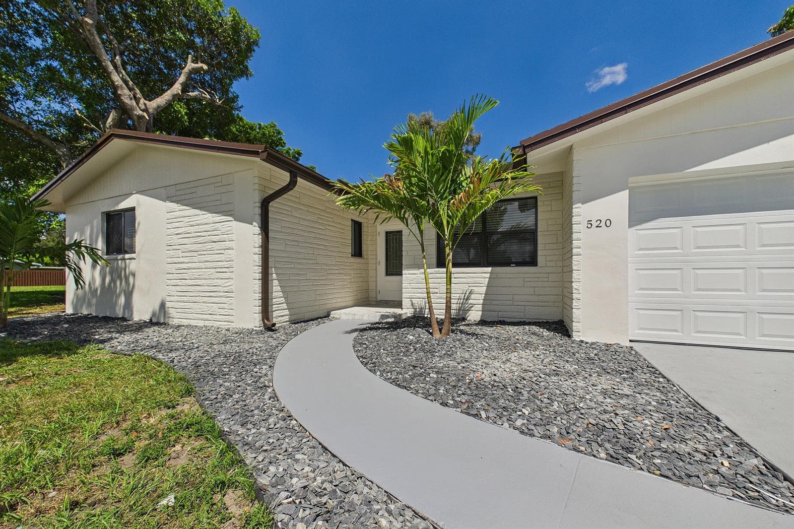 520 NW 43RD Avenue, Plantation, FL 33317 photo 4